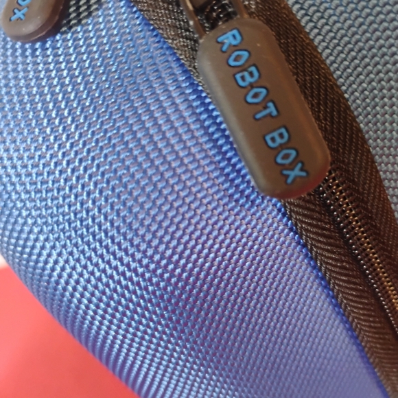 MiBro Really Rad Robot/w Remote/Case - Picture 13 of 13